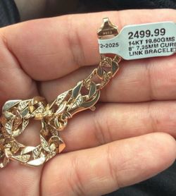 Gold bracelet