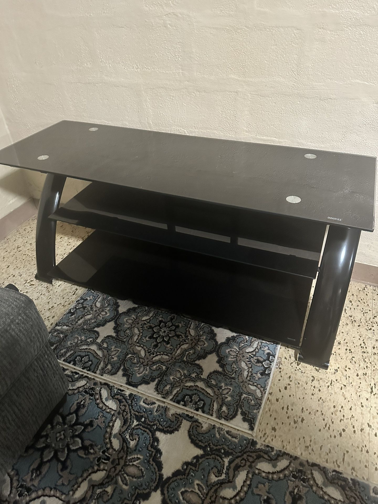 Tv Stand And Mildle Living Room Stand 