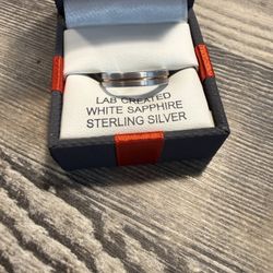 Ladies Wedding Band 