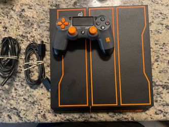 PS4 in great condition $150 obo