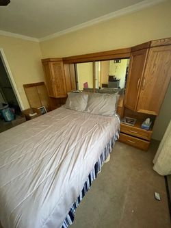 Bedroom set