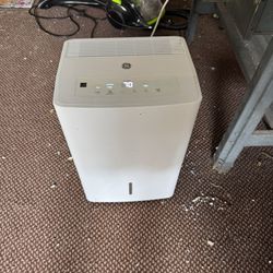 GE 50 Pints Dehumidifier