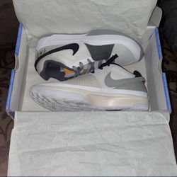 Nike Ja 1 “Light smoke Grey” SIZE 9.5 Men’s basketball shoe. 