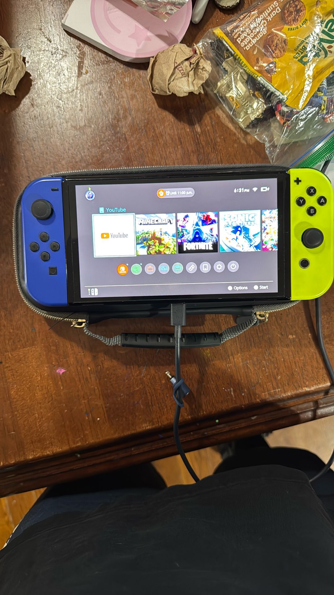 Nintendo Switch OLED Pokemon
