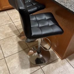 Bar stool 
