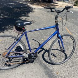 Fuji Crosstown Two 3, 7 Speed