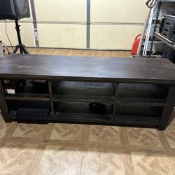 Tv Entertainment Center/ TV Stand