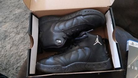 Boy shoes
