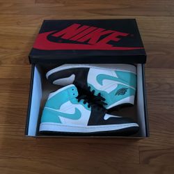 Jordan 1 Mid Tropical Twist 