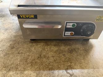 Small Vevor Flat Grill