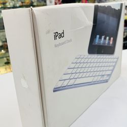 Brand New Apple iPad Keyboard Doc