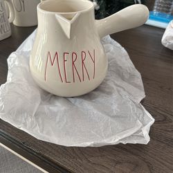 RAE DUNN Christmas Pouror