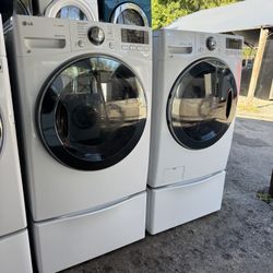 LG Frontload Washer And Dryer Set 