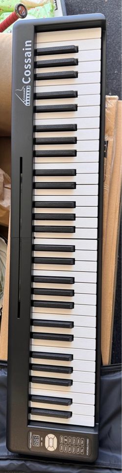 Cossain 61 key folding piano