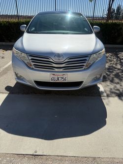 2011 Toyota Venza Silver SUV