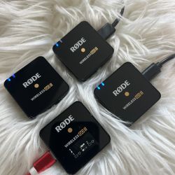 RODE Wireless GO II 2-Person Compact Digital Wireless Microphone System/Recorder (2.4 GHz, Black)