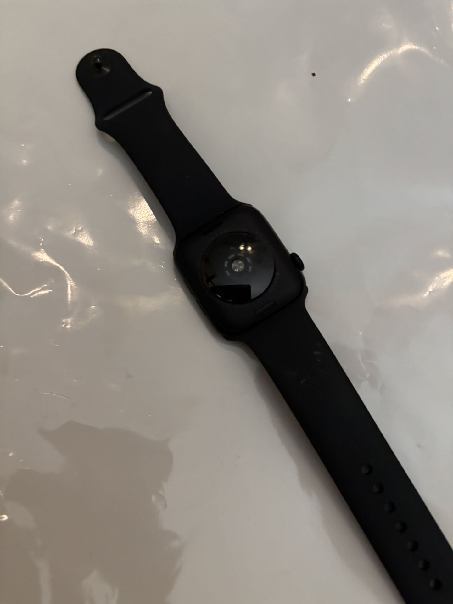 Apple SE 2nd generation Smart watch-44mm midnight Aluminum 