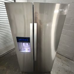 Whirlpool Refrigerator “36 ( Like New )