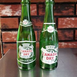 Vintage 7oz Canada Dry Ginger Ale Glass Bottles
