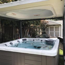 Masterspa Hot Tub With Automatic Covana Cover