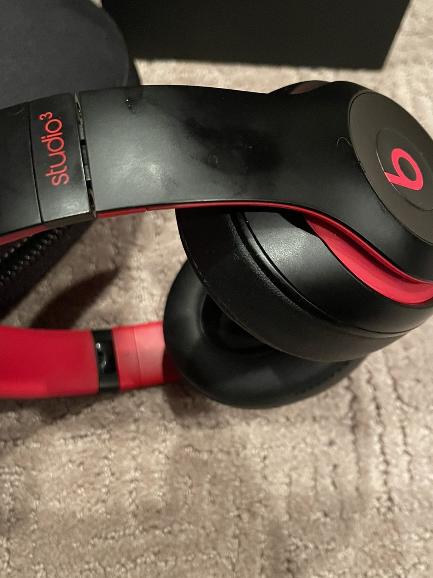 Beats Studio w Wireless 10th Anniversary Edition