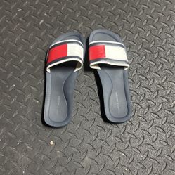 Tommy Hilfiger Size 7-8 Women’s