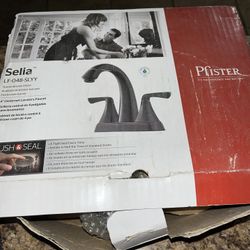 Pfister 4” Center set Lavoatory Bronze Faucet 