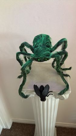 Halloween Neon Green Spider