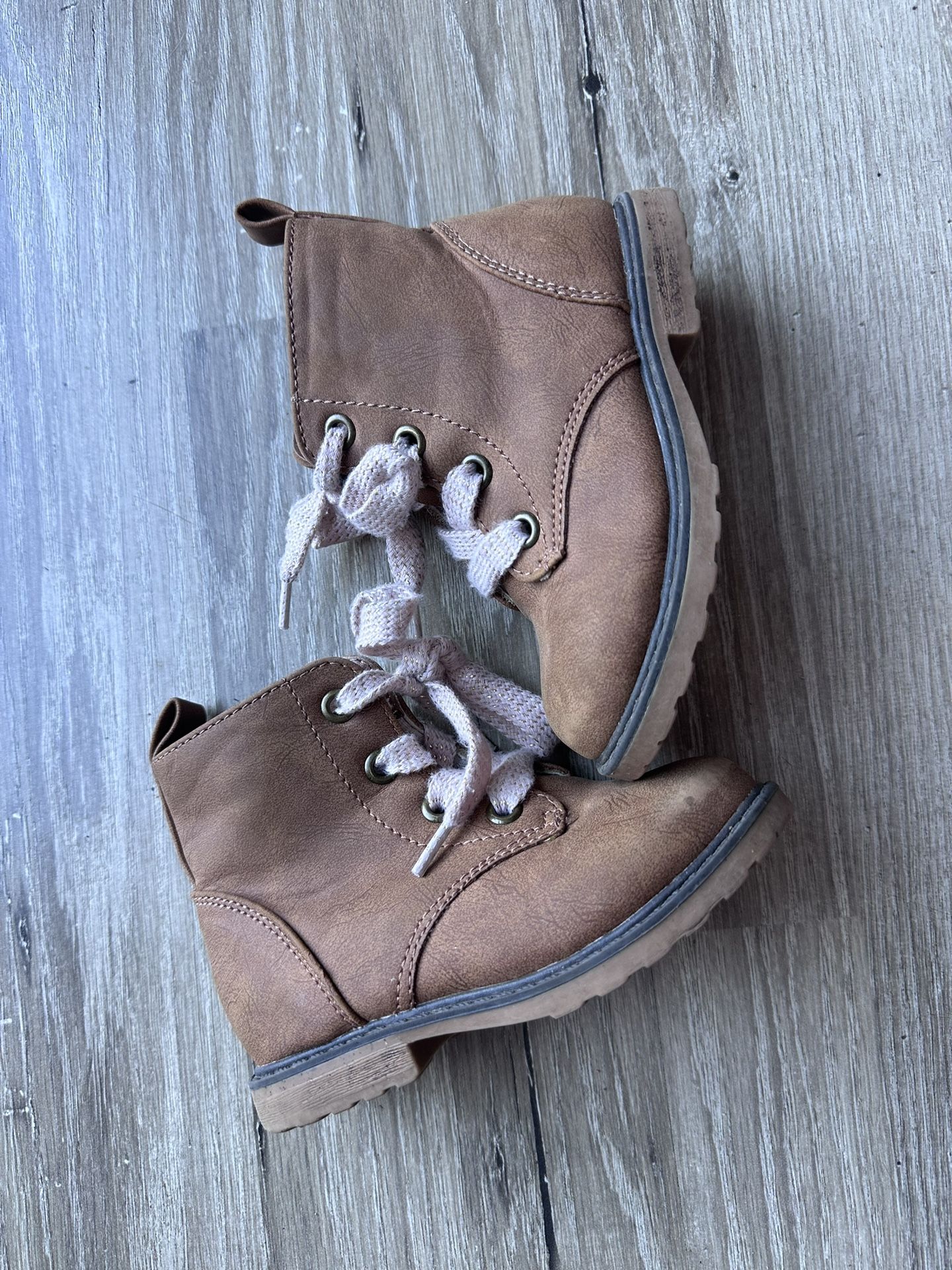 Toddler Cat&Jack Boots! (Size 7 Toddler)