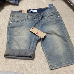 Levi’s Shorts