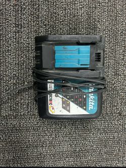 Makita battery charger