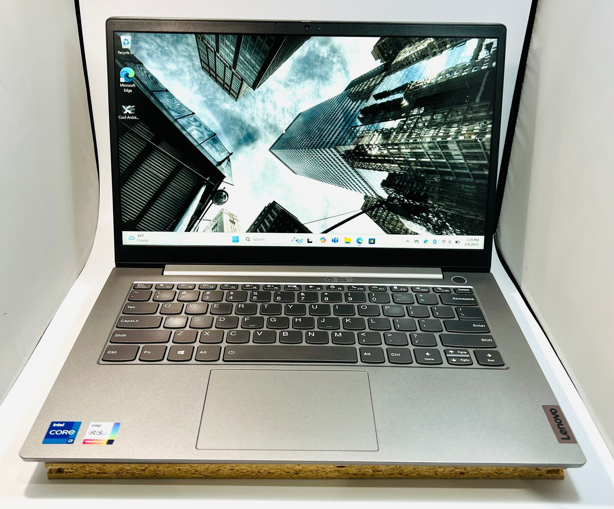 Lenovo 20VD i7 1165G7 2.80Ghz 16GB 500GB SSD Windows 11 Pro 