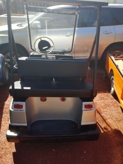 Golf car