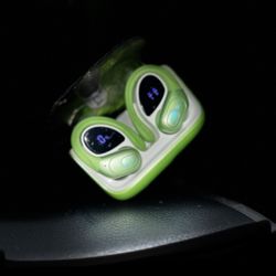 FREE!    STECEi Wireless Earbuds  Headphones Bluetooth Wi 