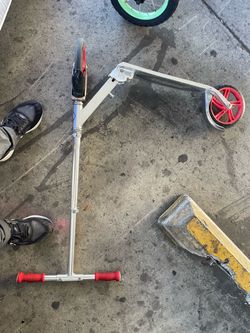 2 Razor A5 Lux Scooter - Folding