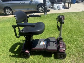 Foldable electric scooter