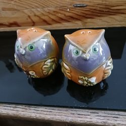 MCM OWLS SALT AND PEPPER SHAKERS