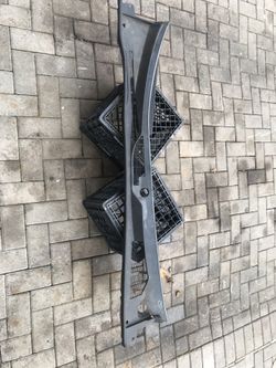 Toyota Camry Cowl Vent Panel