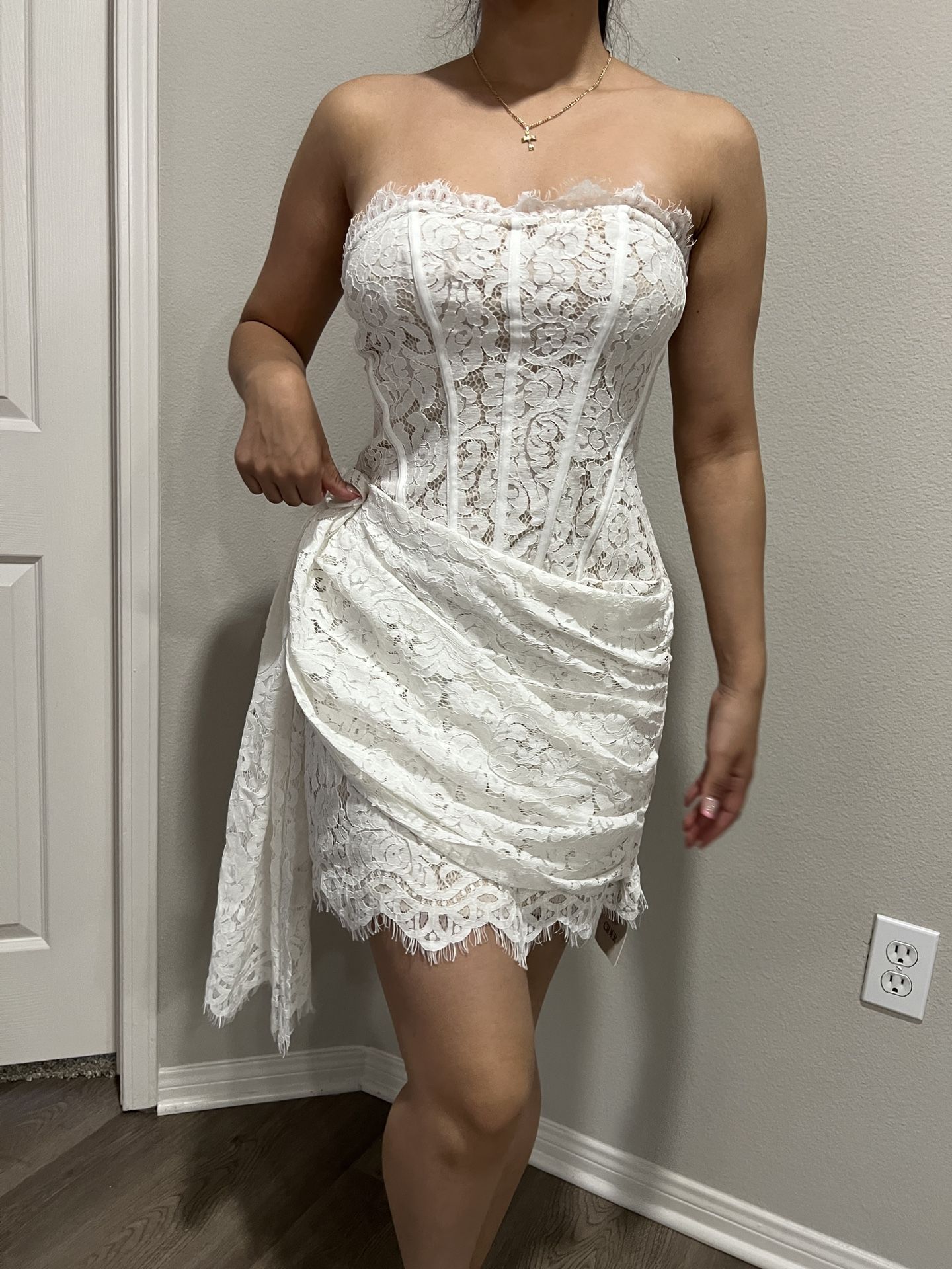 LACE TUBE TIE BACK BRIDAL MINI DRESS