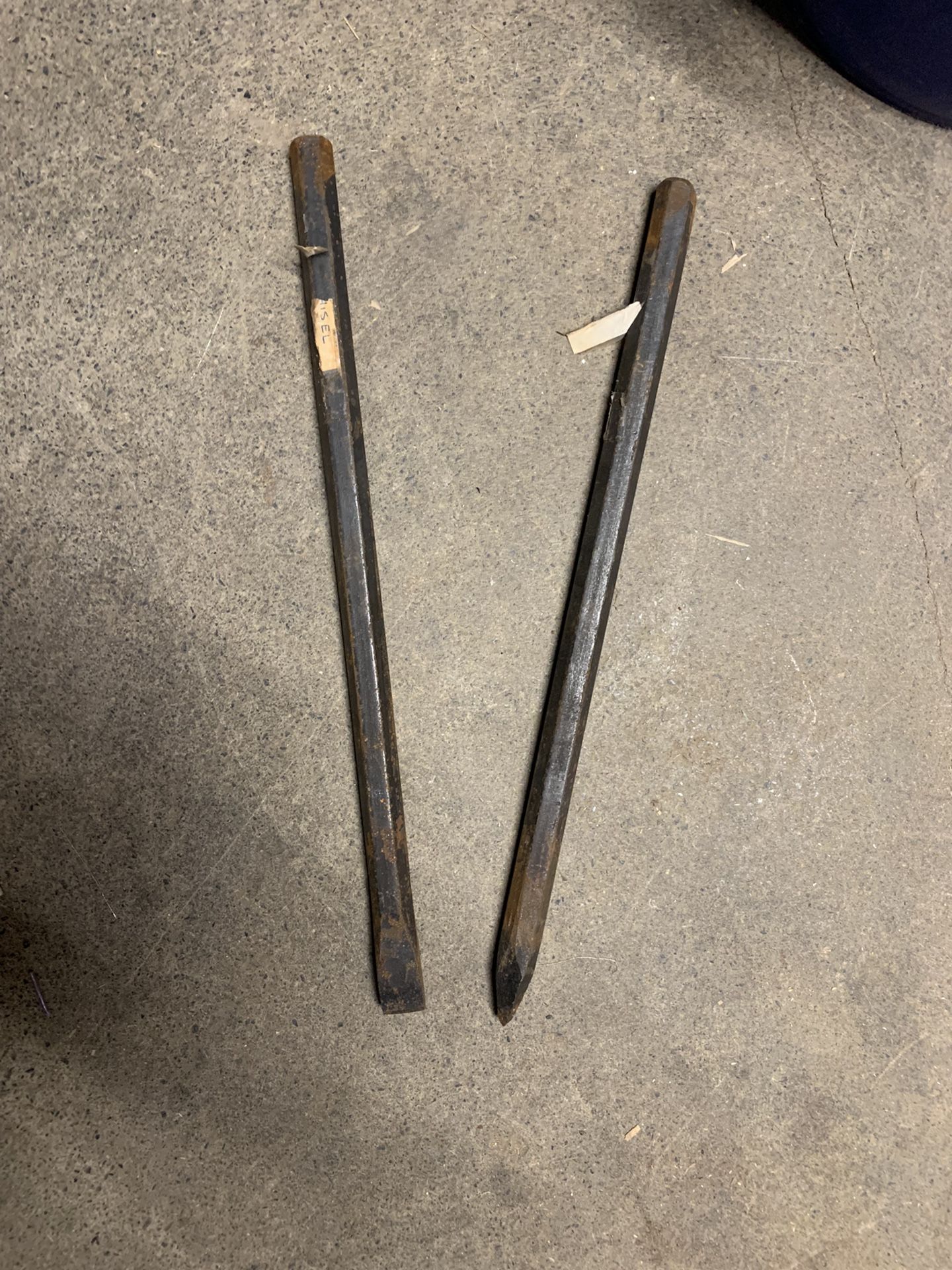 Chisels - Flat & Pointed