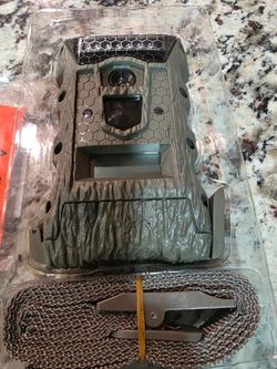 Bushnell Trail Camera – New in Package – $50 y en la descripción: New Bushnell trail camera, still in package. Great for hunting, wildlife monitoring,