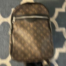 Louis Backpack 