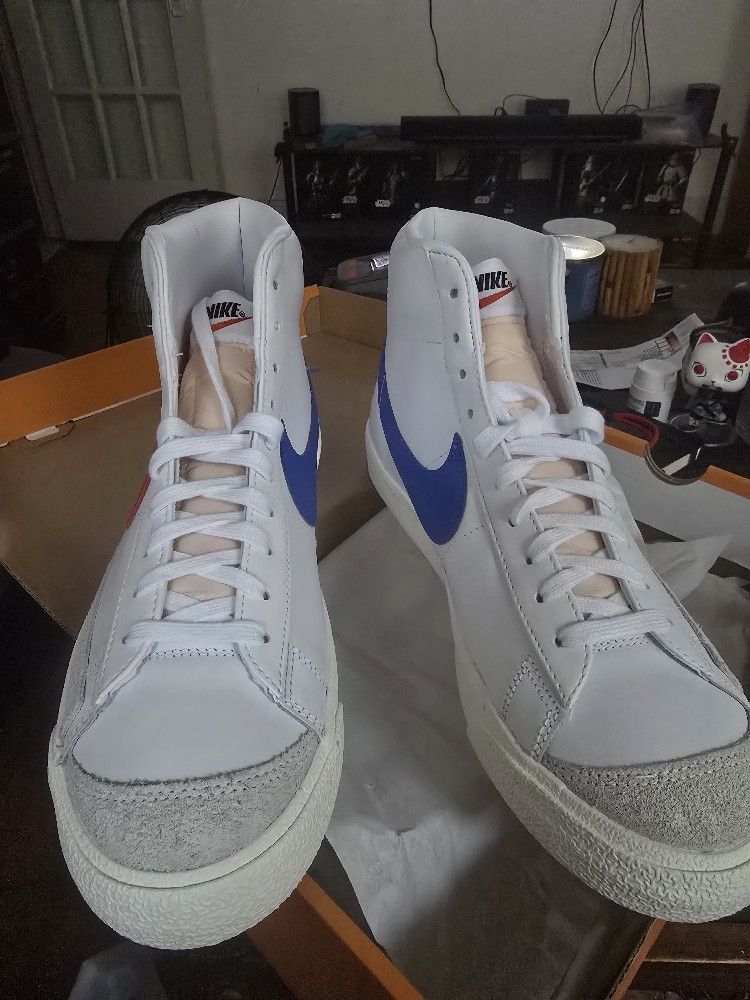 Nike Blazer Sneakers