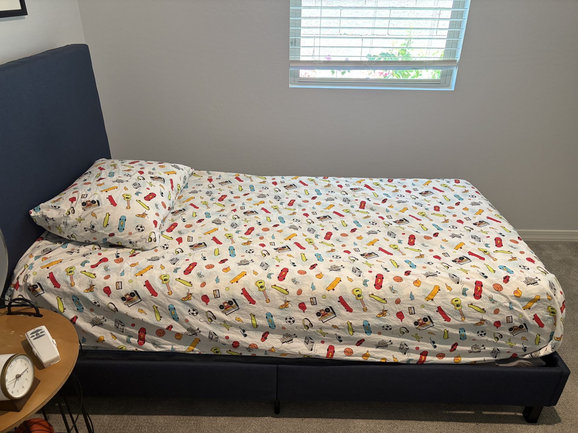 Twin Bed