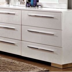Sapphire White Dresser 6 Drawers New
