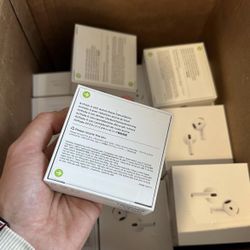 New Sealed Apple 4th Generation Wireless Bluetooth Headphones 