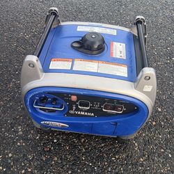 Yamaha EF2400is Inverter Generator Good Condition. Runs excellent. Pick up fremont sea. No lowball offers please. No trades. Many other tools for sale