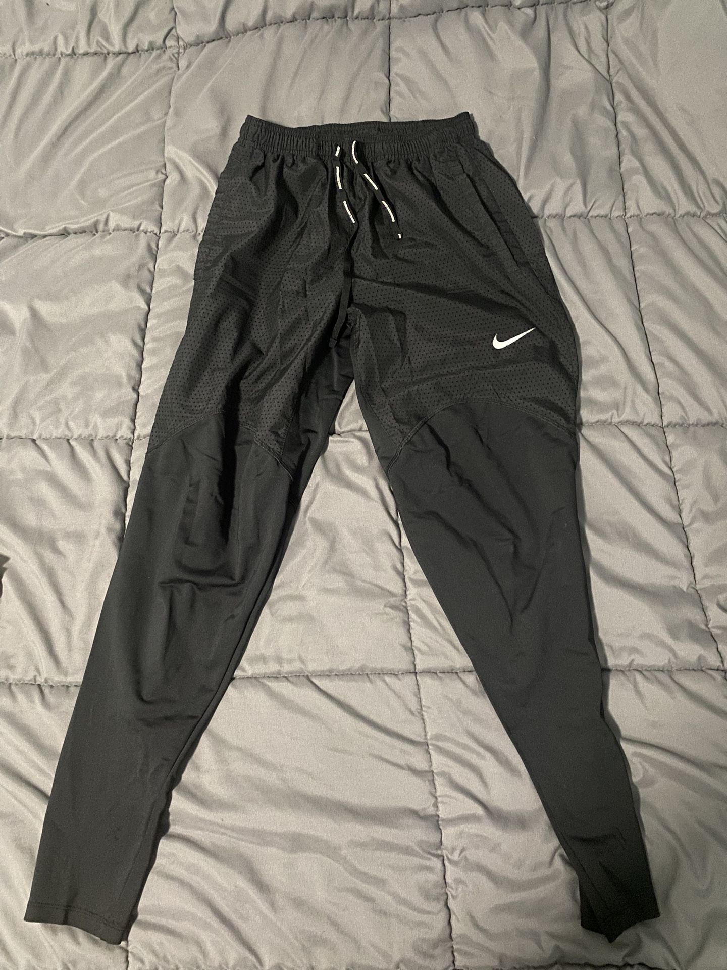 nike running joggers and gymshark joggers