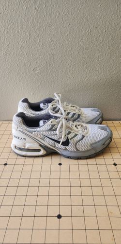 Women’s Size 7 Nike Nike Air Max Torch 4 sneakers wolf grey