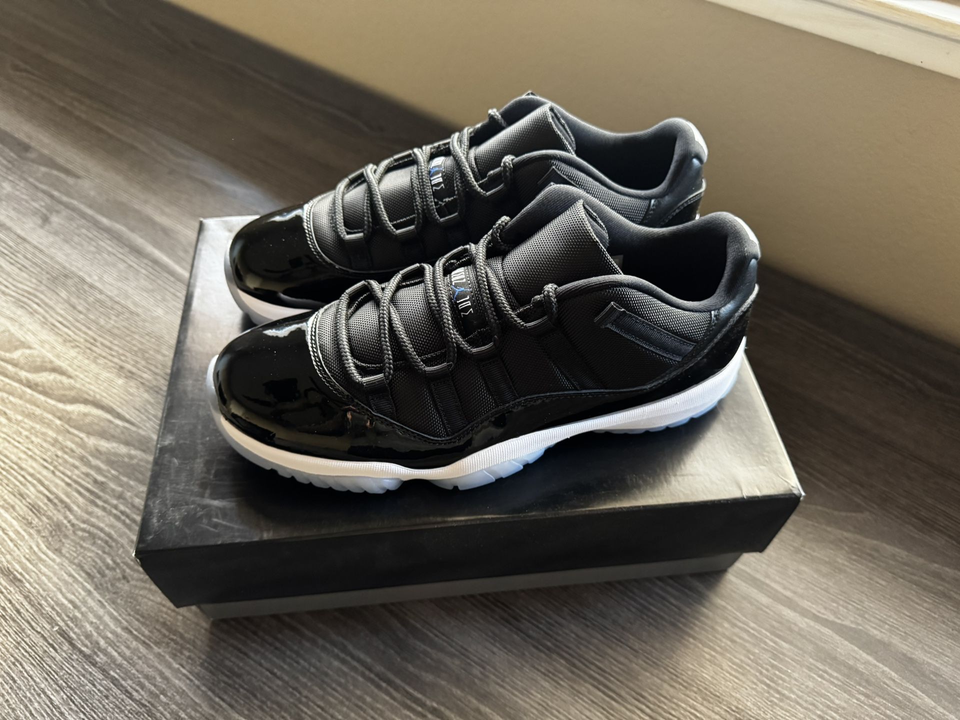 Jordan Retro 11 Space Jam